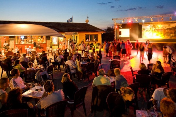 /campings/francia/languedoc-rosellon/herault/Le Castellas/camping-le-castellas-1483085983-xl.jpg